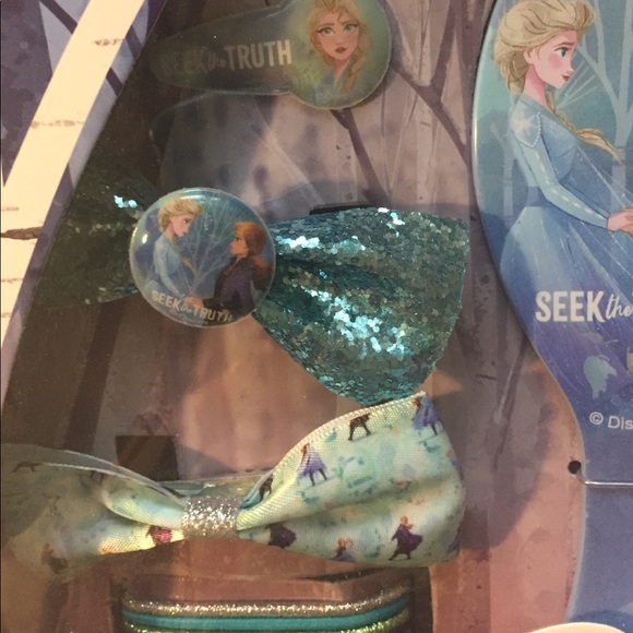 Disney Frozen II Accessories Set Bundle - Picture 6 of 15